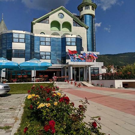 Apartments & Restaurant Abas Plav Exterior photo