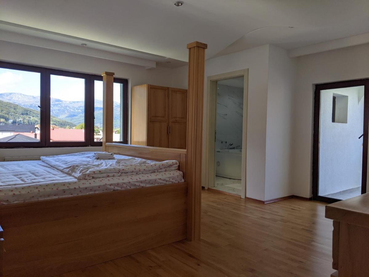 Apartments & Restaurant Abas Plav Exterior photo