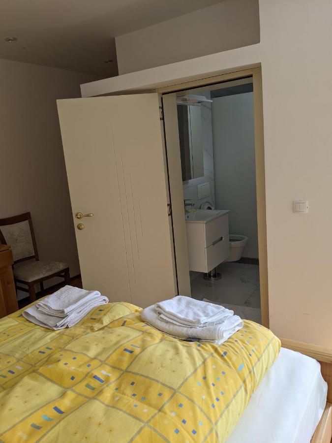 Apartments & Restaurant Abas Plav Exterior photo