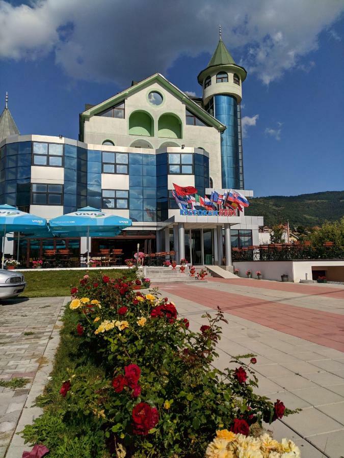 Apartments & Restaurant Abas Plav Exterior photo